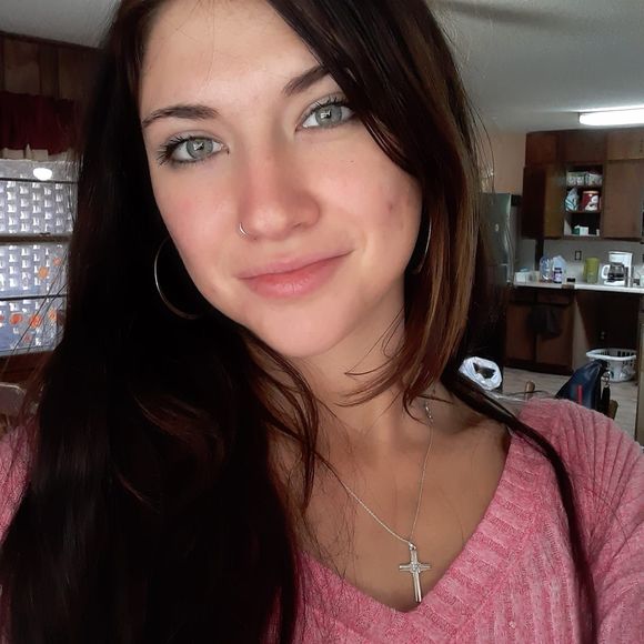 Meet your Posher, Avala - Picture 1 of 1